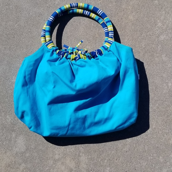 NEW  NAVY MULTI COLORED STRIPED HANDBAG/TOTE - Picture 3 of 3